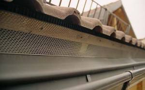 Bande d'aération perforée