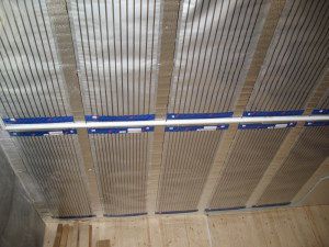 Les radiateurs infrarouges à film sont sûrs même à proximité de structures en bois