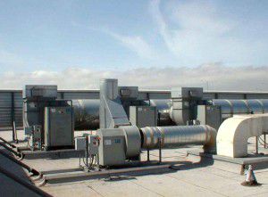 souvent l'équipement est situé sur le toit