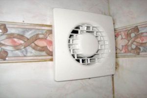 Hotte dans la salle de bain