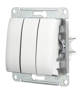 Interrupteur croisé à trois gangs Interrupteur croisé à trois gangs